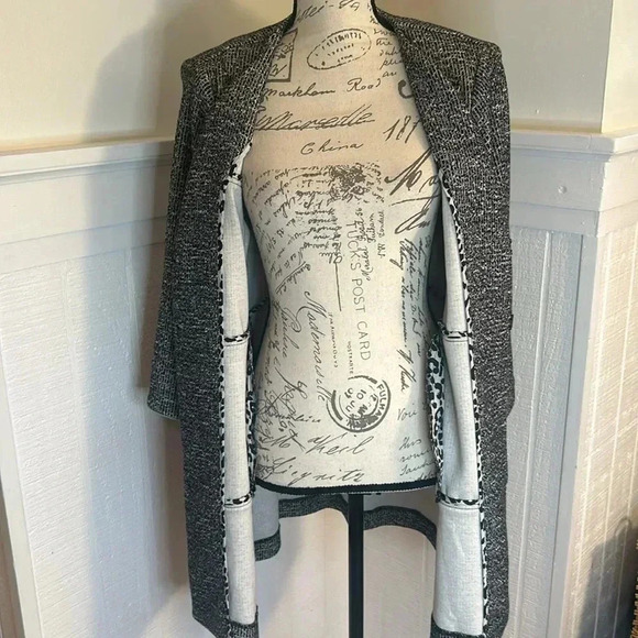 Cabi Style 5299 Swing Times Black and White Jacket size Small - Picture 7 of 11